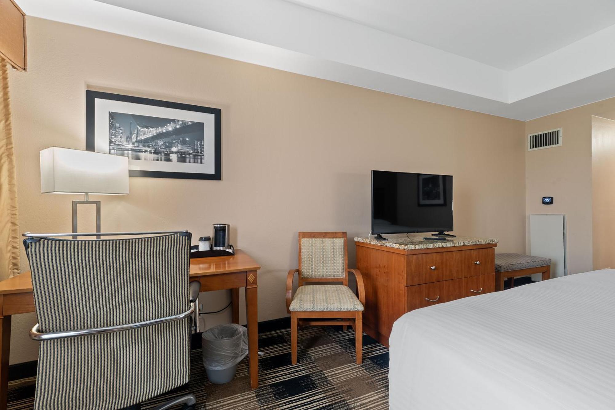 Hotel Executive Suites Carteret Eksteriør bilde